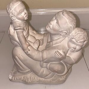 Heartwarmers First edition “Fun with Dad”sculpture by C.G. Alarcon. Vintage. 7”